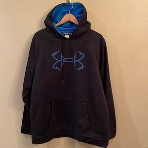 Very gently worn men’s Under Armour hoodie. Size 2XL